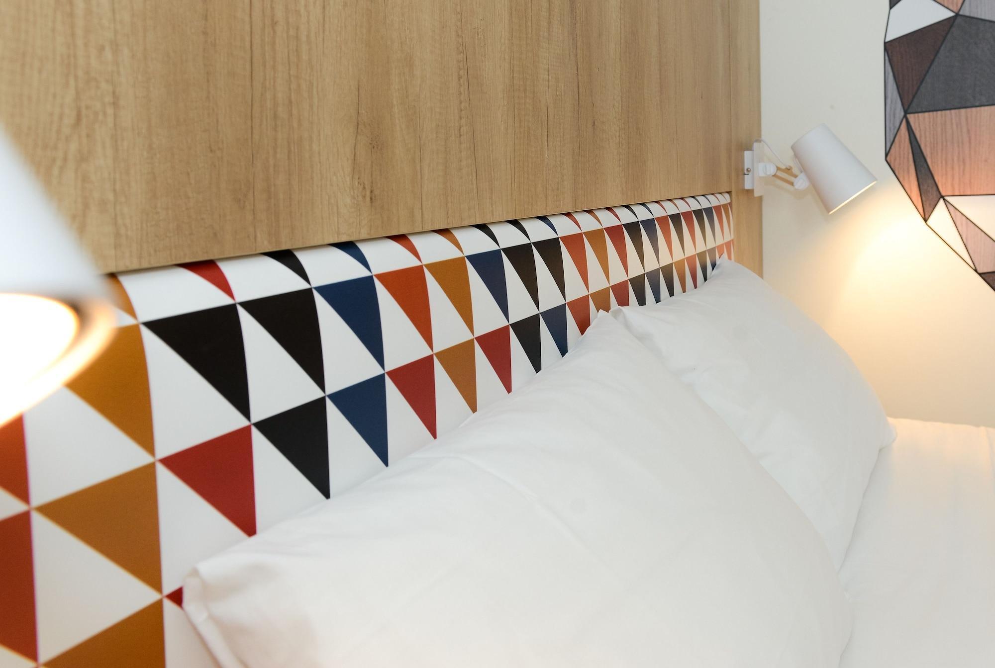 Ibis Styles Caen Centre Historique Hotel Kültér fotó