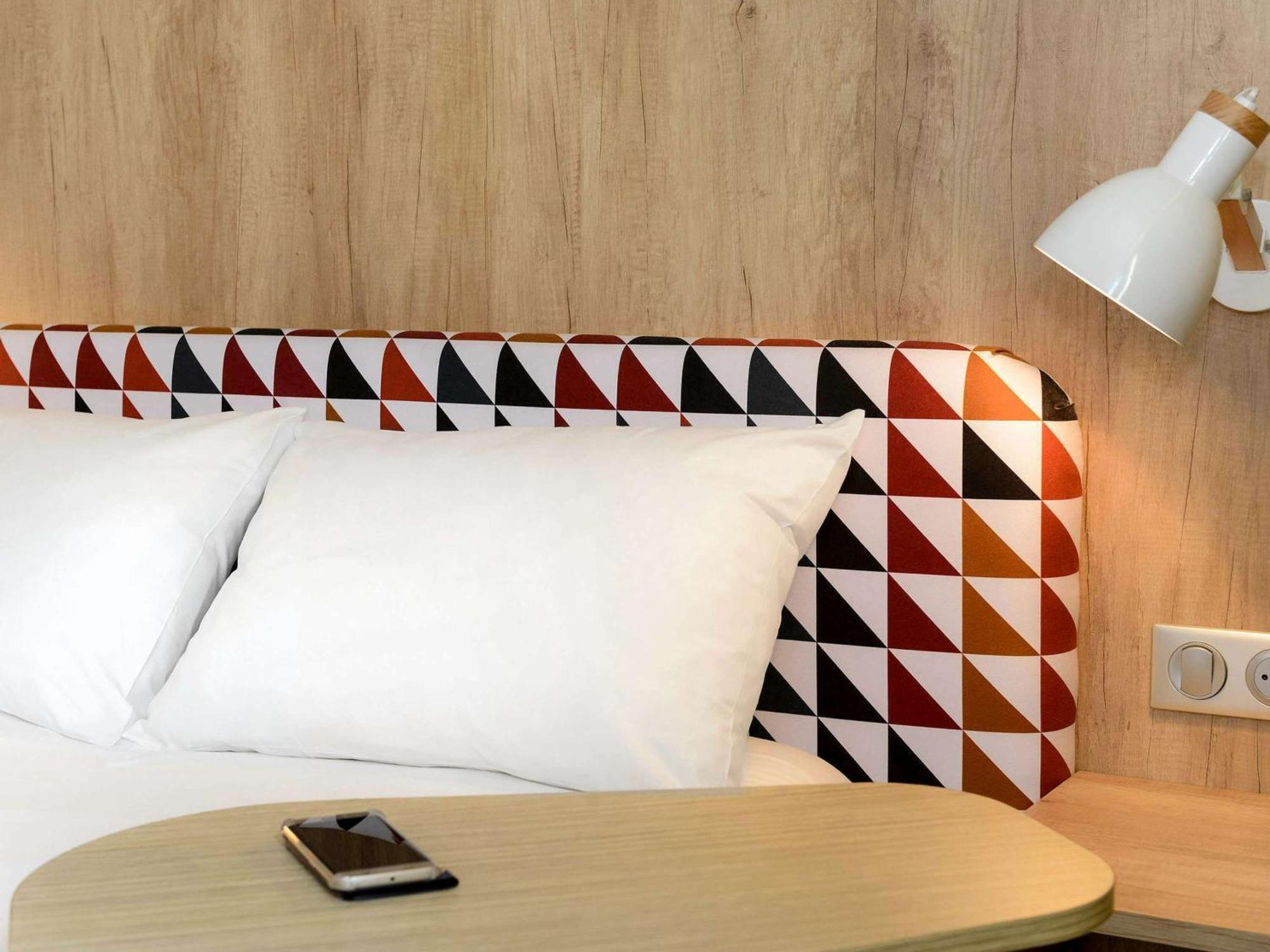 Ibis Styles Caen Centre Historique Hotel Kültér fotó