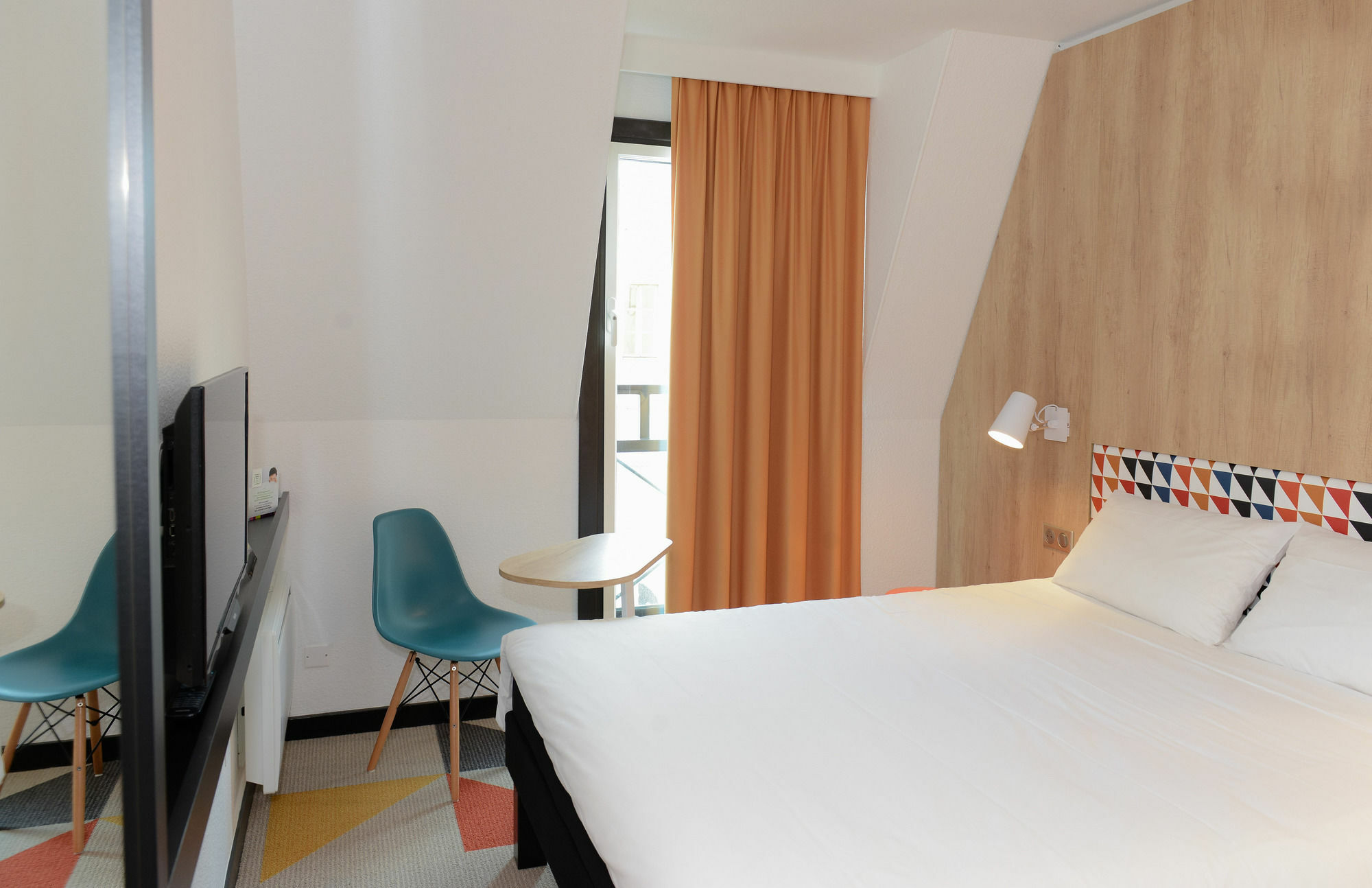 Ibis Styles Caen Centre Historique Hotel Kültér fotó