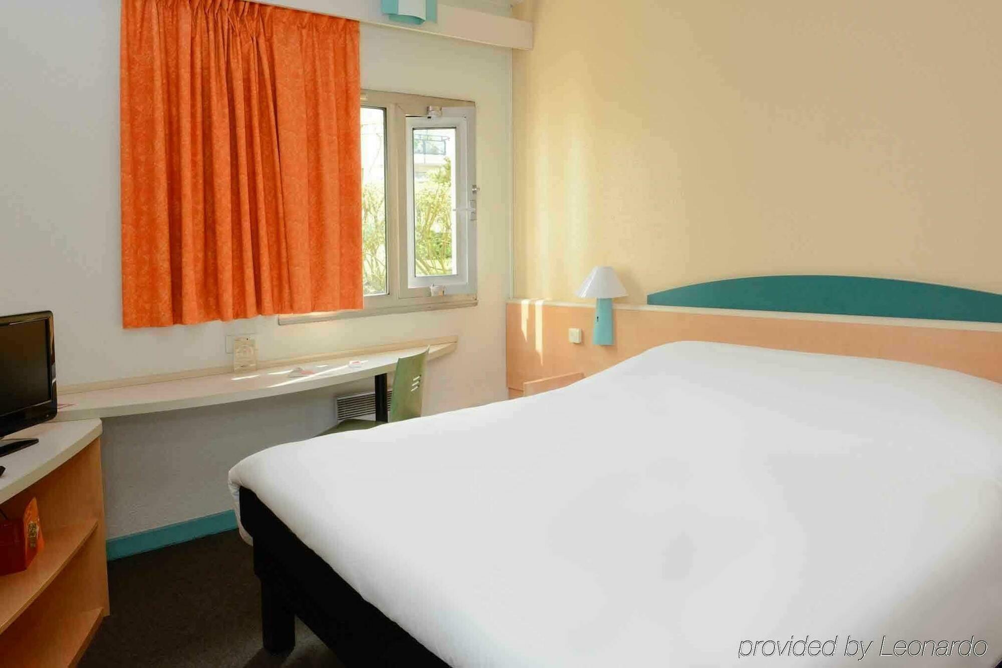 Ibis Styles Caen Centre Historique Hotel Kültér fotó