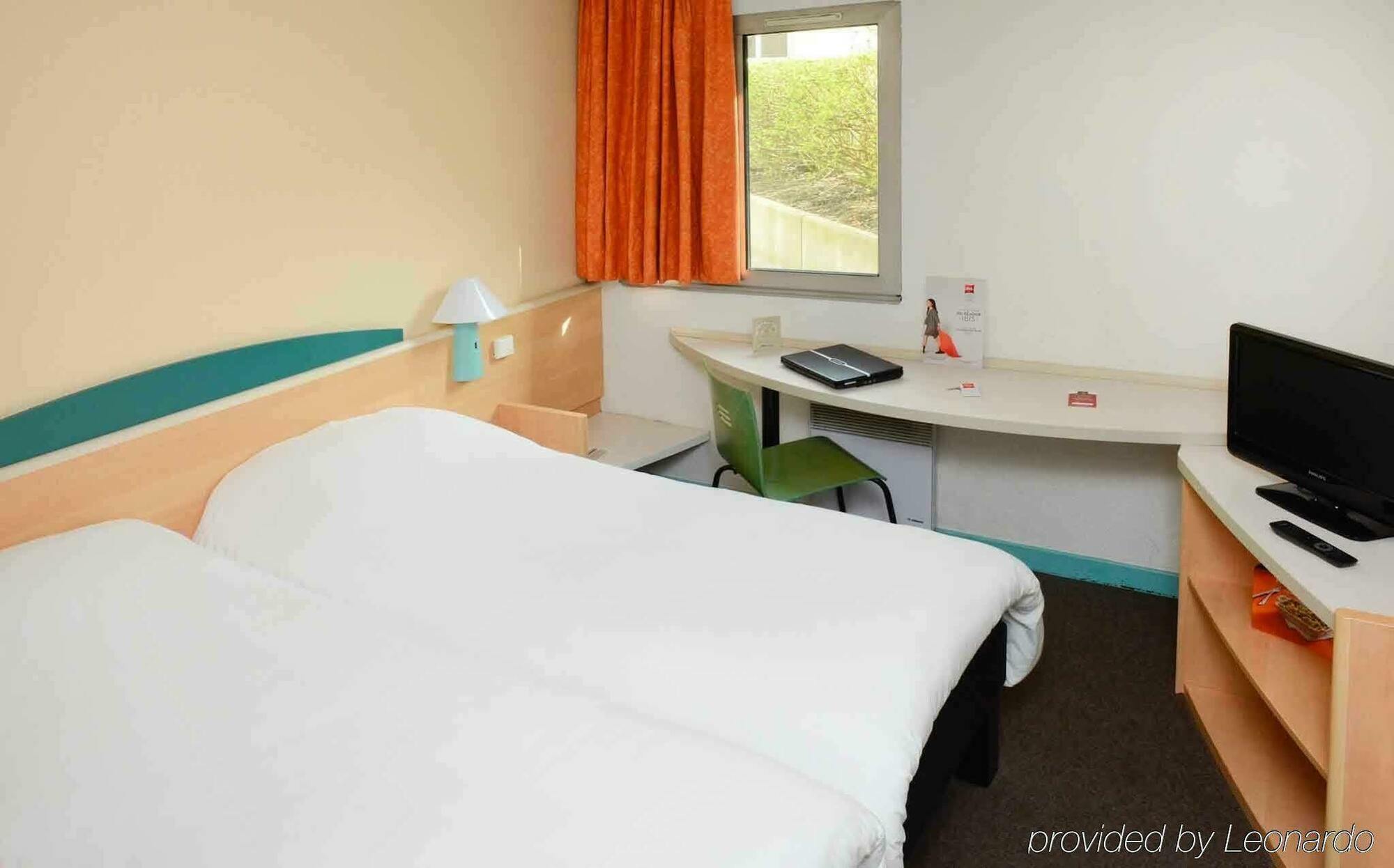 Ibis Styles Caen Centre Historique Hotel Kültér fotó